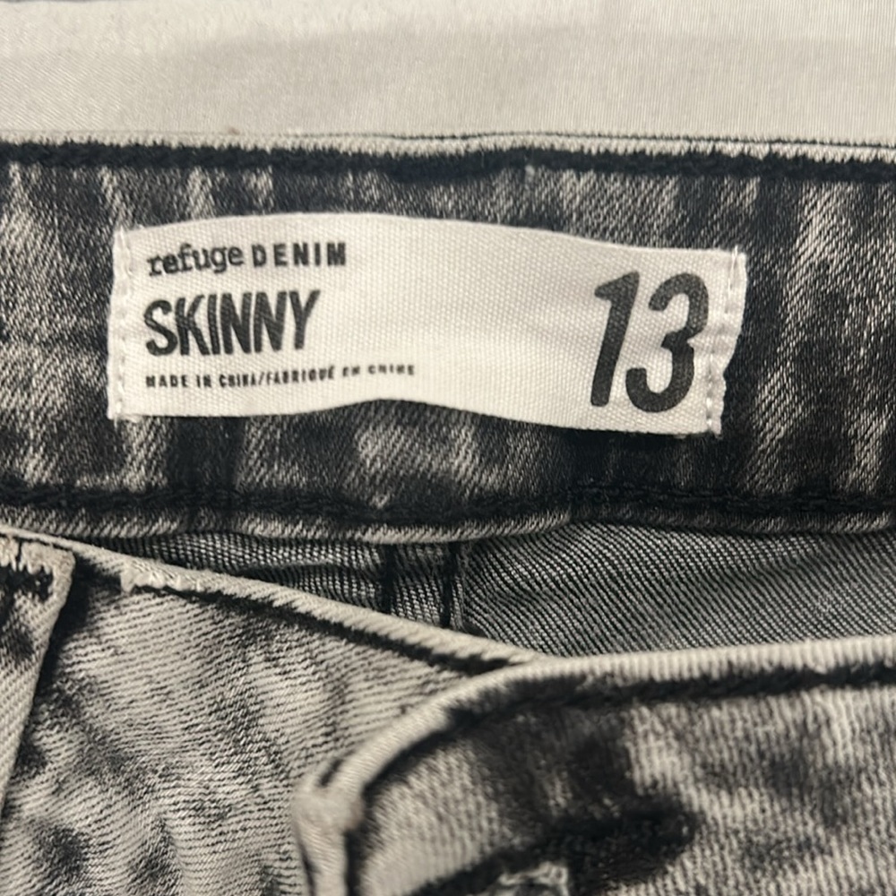 Jeans - Picture 3 of 3